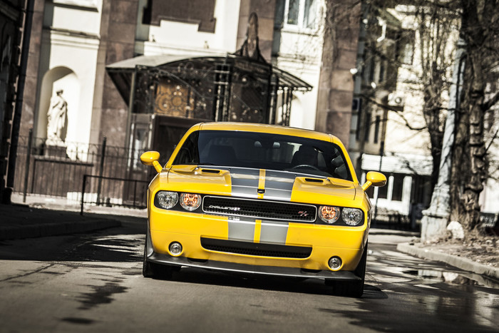 Обзор Dodge Challenger R/T