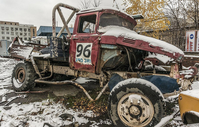 Завод или кладбище?