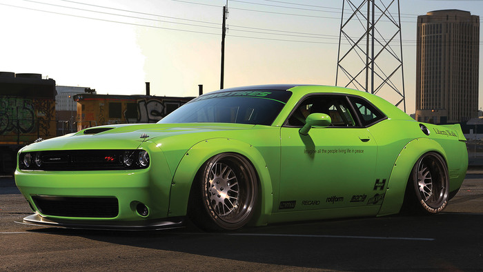 Dodge Challenger Hellcat Green от Liberty Walk