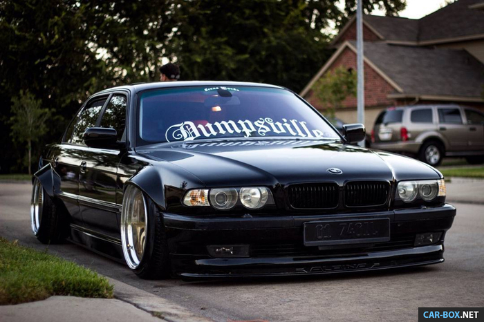 BMW 7-серии E38 stanced