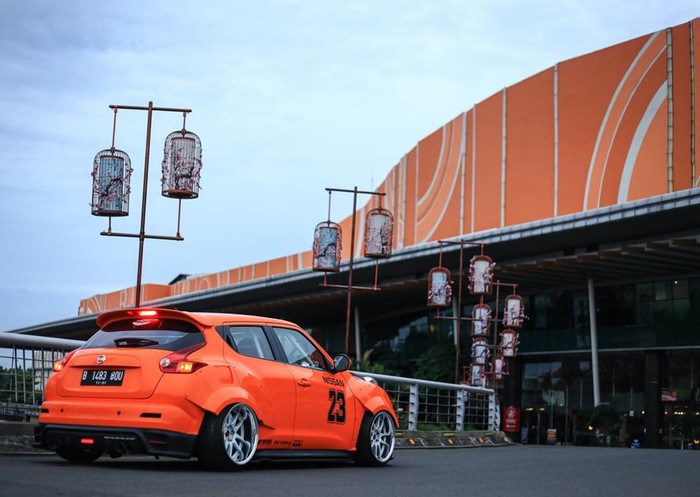 Nissan Juke stanced