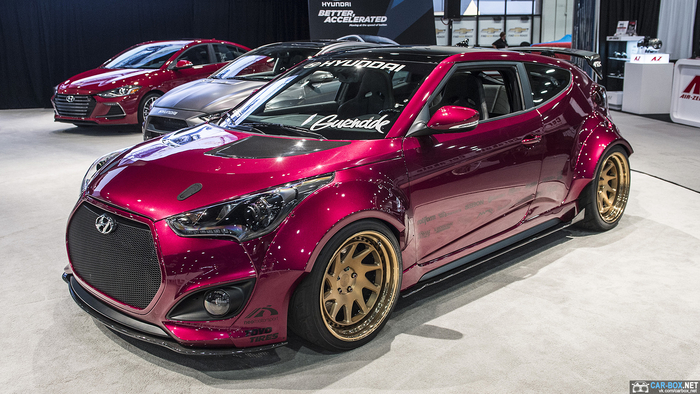 Яркий Hyundai Veloster Turbo