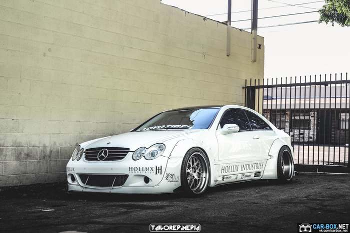 Mercedes-Benz CLK55 AMG в обвесе Rocket Bunny