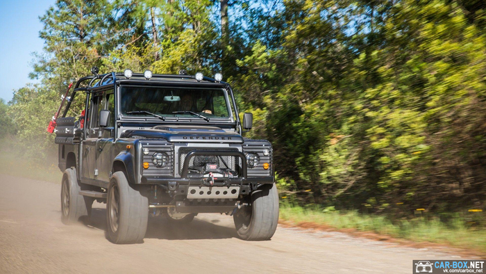 Эксклюзивный LR Defender за 16 миллионов